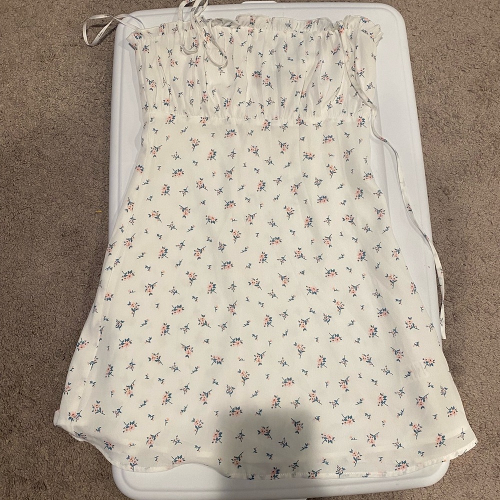 Lulus floral tie shoulder dress